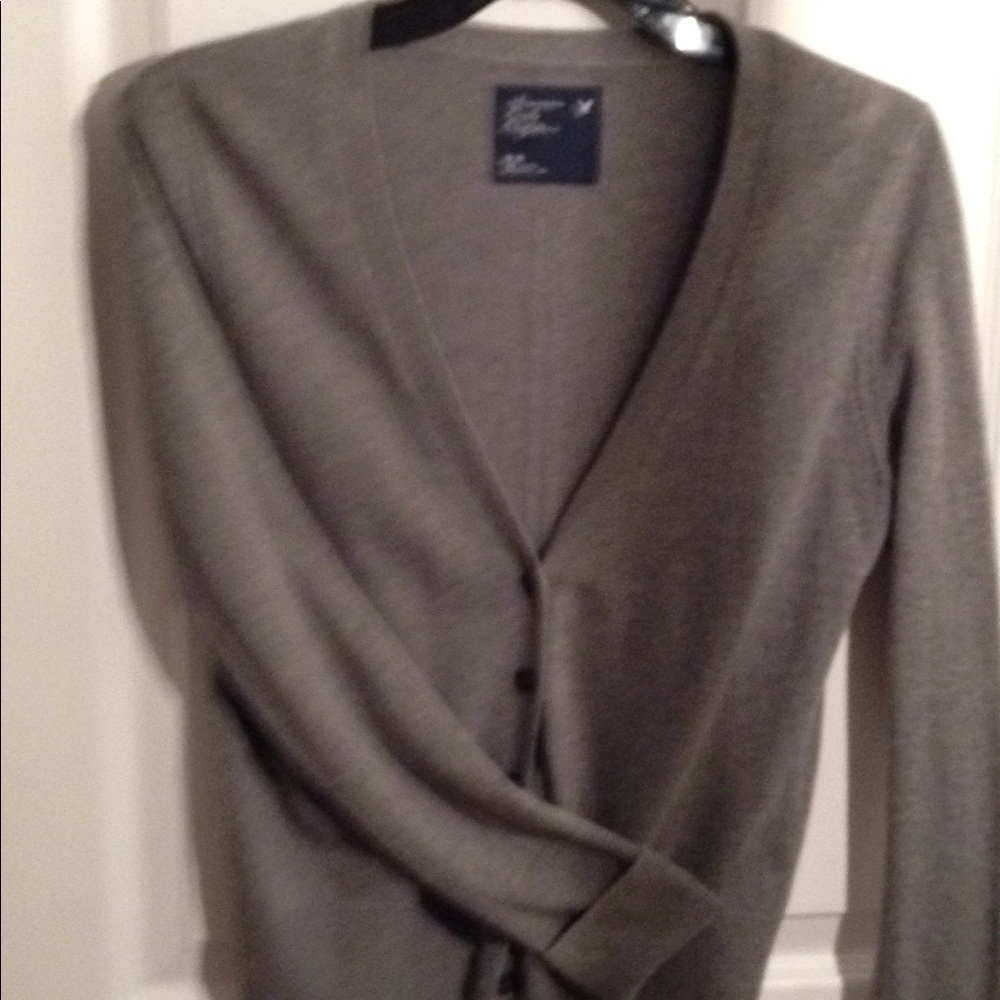 Long Sleeve Grey Button up Sweater